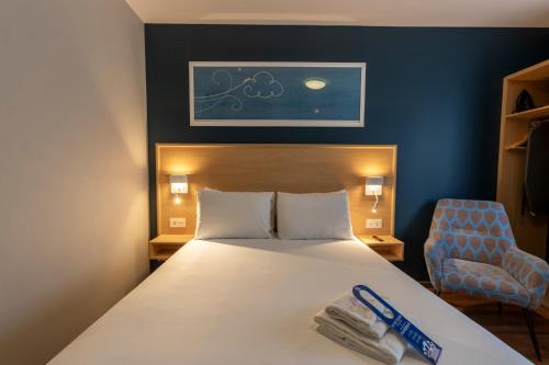 1 double bed