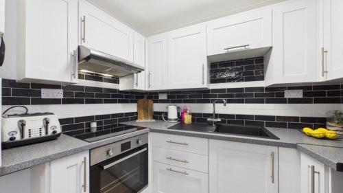 Castle Cove - 1 Bedroom Apartment - Tenby - Tenby