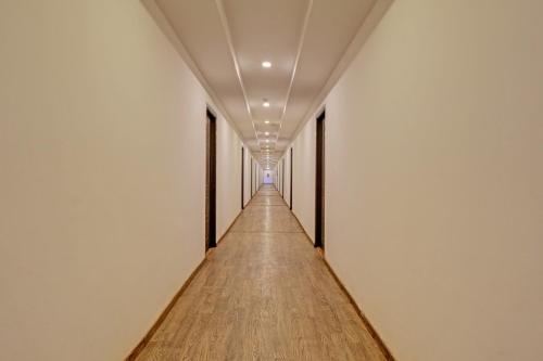 Townhouse Ramamurthy Nagar Formerly Navya International – khách sạn tại HRBR Layout