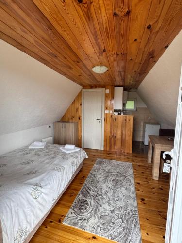 Village Cottage in Pošćenski Kraj