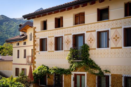 La Casa del Podestà - Dolomiti Apartment (La Casa del Podesta - Dolomiti Apartment) in San Gregorio Nelle Alpi
