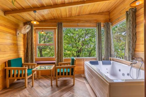 Echor Malusara Lakeview Retreat Bhimtal photo 5