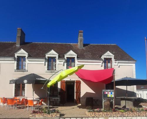 Viesnīcas āriene, Le Relais d'Heugnes in Jeu-Maloches