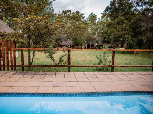 Piscina, Pinewood Cottages in Lanseria