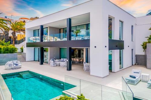 Villa Atma