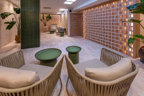 HOTEL MERCE in Pineda de Mar