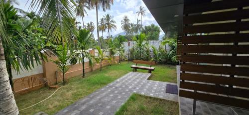 Silver cliff in Odanthurai