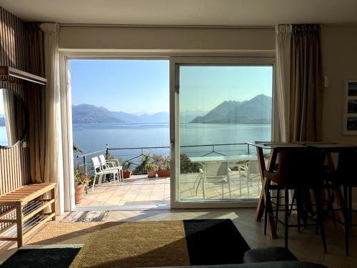 LaVistaBlu Lake view studio with terrace