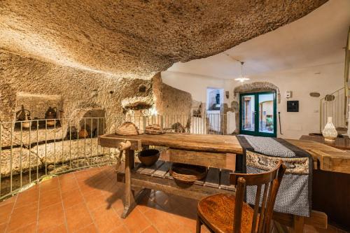 Sardinian Gallery Fonte, Bosa