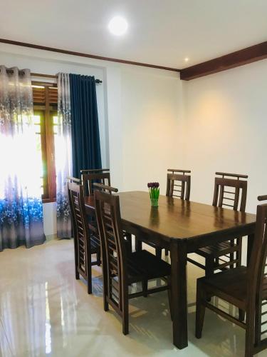 Don s Place – khách sạn tại Laxapana