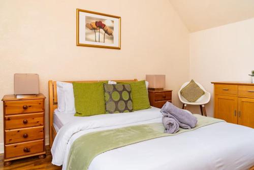 Spacious 4 Bed Victorian House Near Beach Free Private Parking in Portobello