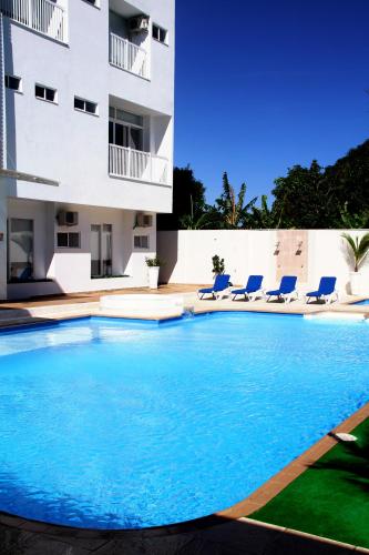 Peldbaseins, Hotel Anamela in Maní