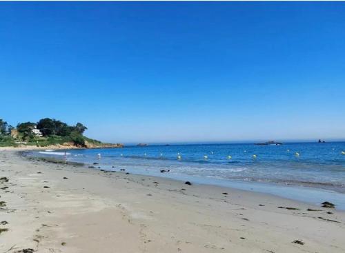 Longère champêtre à deux pas de la mer - 4 personnes (Longere champetre a deux pas de la mer - 4 personnes) in Plouezoc'h