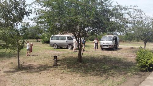 Engiri Game Lodge and Campsite
