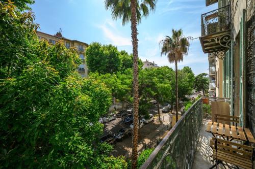 Spacious Appartment in Port of Nice in Mont Boron
