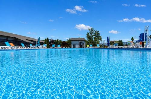 Lake Therapy at Table Rock in Кімберлінг Сіті