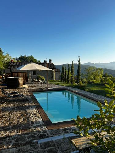 Peldbaseins, B&B Borgo Scola Paradise View in Grizzana Morandi