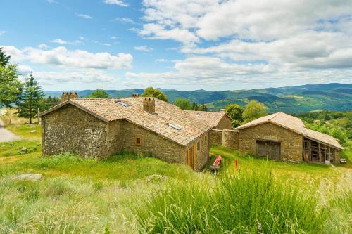 Viesnīcas āriene, Gite Granit - hameau ardéchois (Gite Granit - hameau ardechois) in Gluiras