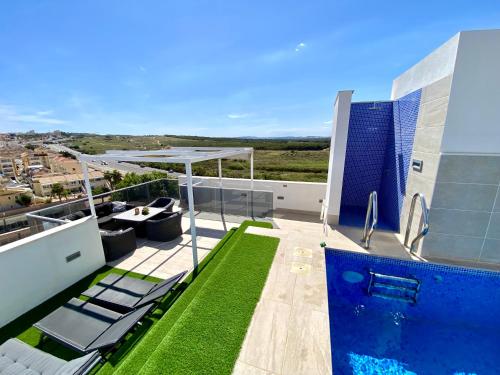 Seaview Penthouse with privat pool La Mata Beach