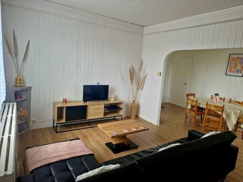 Зручності, Maison avec jardin et parking, près de toutes commodités (Maison avec jardin et parking, pres de toutes commodites) in Ульгат