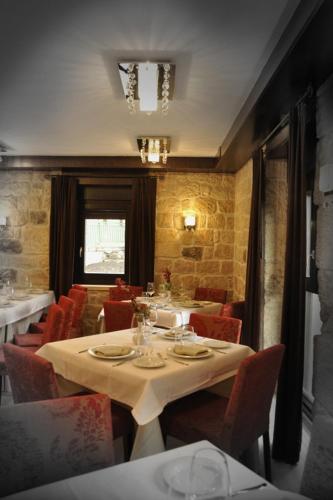 Restaurant, Posada Dos Aguas in Covaleda