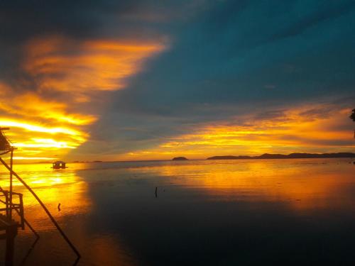 Alam Indah Busuanga Beach and Villas