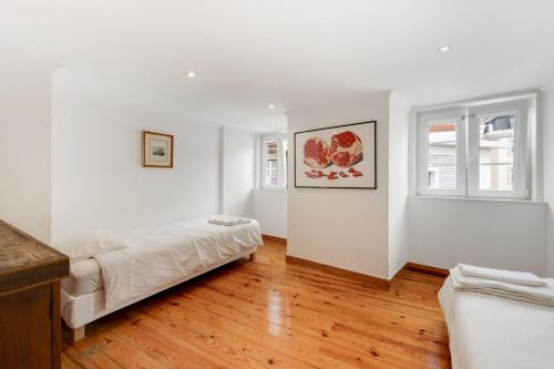 Alfama Apartment with river view - image 7