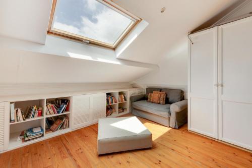 Alfama Apartment with river view - main image