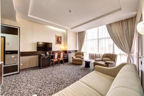 Terra Nova Spa Hotel in Hatne