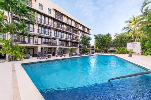 Browne's 3C - 2-bedroom Condo in Hastings Barbados in Marine Gardens