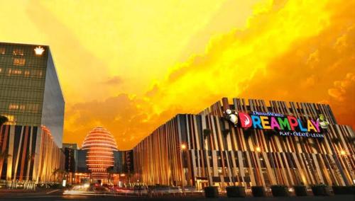 Sy Bay Suites near DFA MOA T3 Okada NAIA Airport in Parañaque