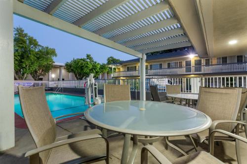 razgled, Best Western Town House Lodge in Downey