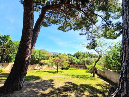 Jardin, Il Mirto Bianco Casa Vacanze in Santa Margherita di Pula