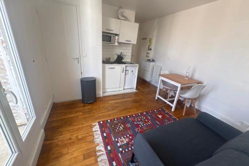 Studio avec balcon au cœur du 15e arrondissement