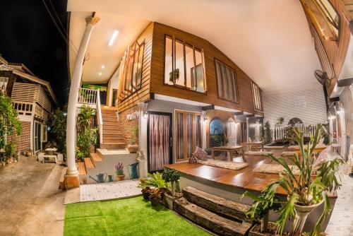 เอนกาย บูทิก โฮเทล (Aen Guy Boutique Hotel) in ตัวเมืองสุโขทัย