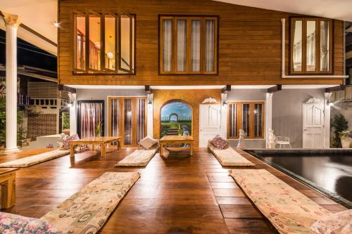 เอนกาย บูทิก โฮเทล (Aen Guy Boutique Hotel) in ตัวเมืองสุโขทัย