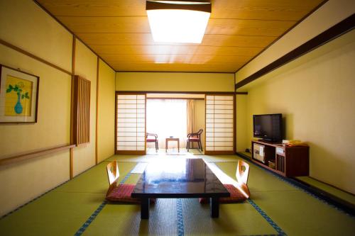 Standard Japanese-Style Room with Garden View - Main Building