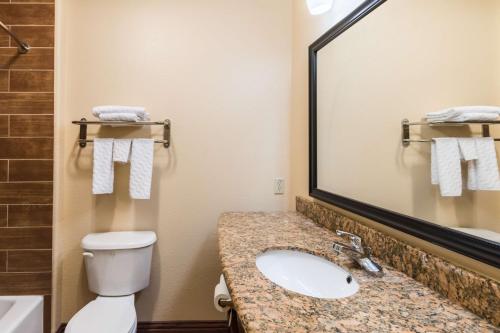 Motel 6-Joshua, TX in Joshua, USA