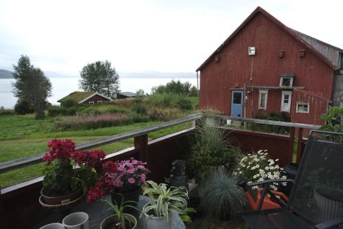 Exterior view, 3ART Retreat - For Nature & Art Lovers in Straumsbukta