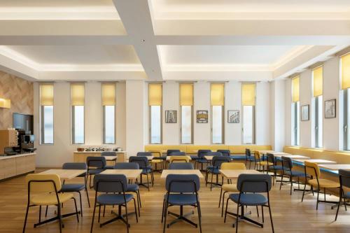 Restaurant, City Express By Marriott Osaka Namba South in Osaka City South
