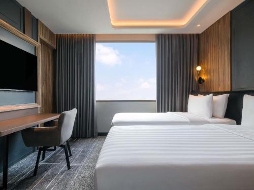 room detail thumbnail 0