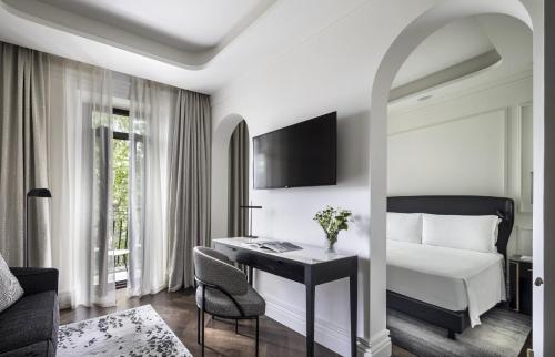 room detail thumbnail 0