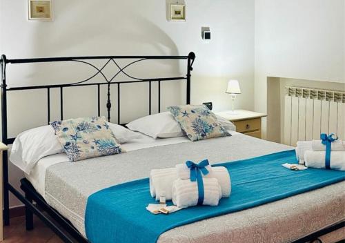Near Acquamorta Beach - Villa Lamberti Casa Sole in Monte Di Procida