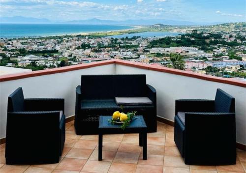 Навколишнє середовище, Near Acquamorta Beach - Villa Lamberti Casa Sole in Monte Di Procida