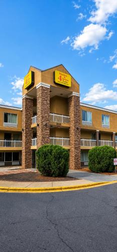 Studios & Suites 4 Less Charlotte in Charlotte, USA