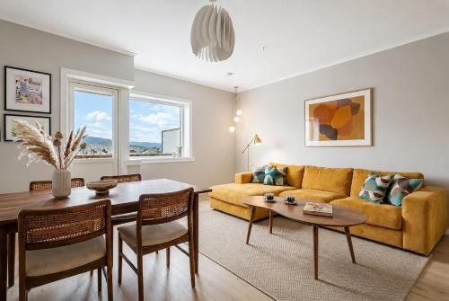 Beautiful 2BR Sea View Apartment - Balcony – khách sạn tại Khac
