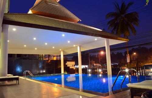 Swimming pool, Tevan Jomtien Hotel Pattaya in Jomtien Beach
