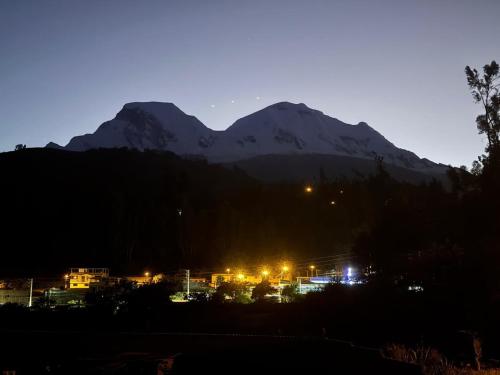 Villa Panorámica El Huascarán (Villa Panoramica El Huascaran) in Yungay
