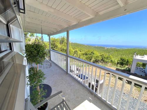 Couples Retreat in Smith Bay