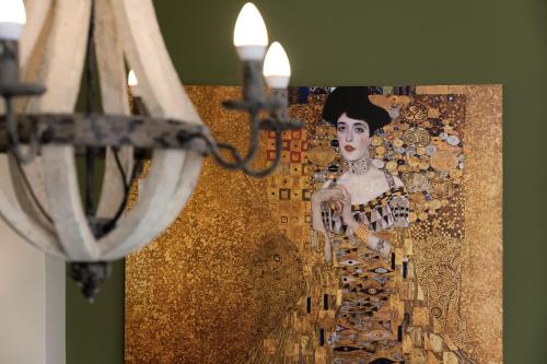 Vintage Apartment in the Heart of Plaka - image 3